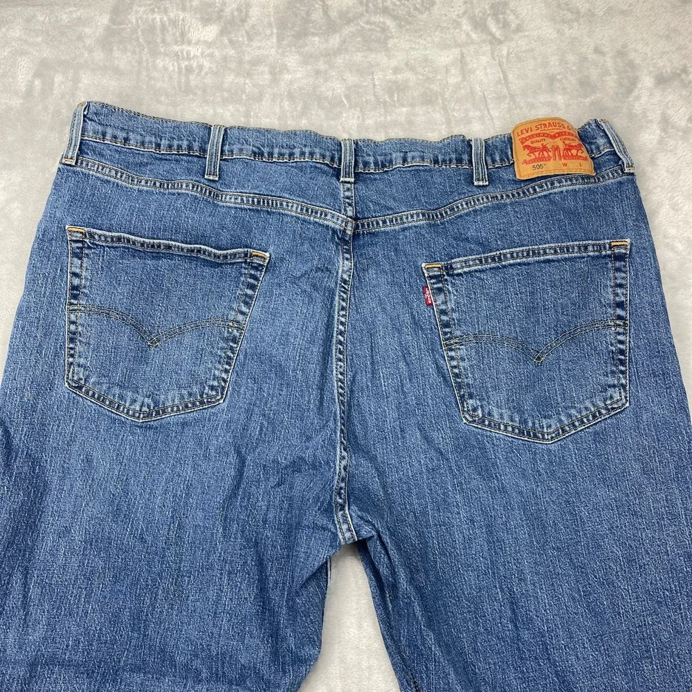 Levi's 505 Jeans Men 46x28 Blue Denim Medium Wash High Rise Red Tab Straight Leg